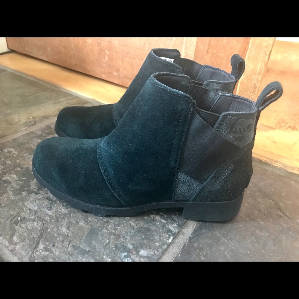 Sorel Emelie Chelsea Booties
